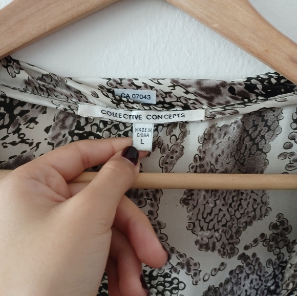 Satin Snakeskin Patterned Dress - Picture 7 of 9